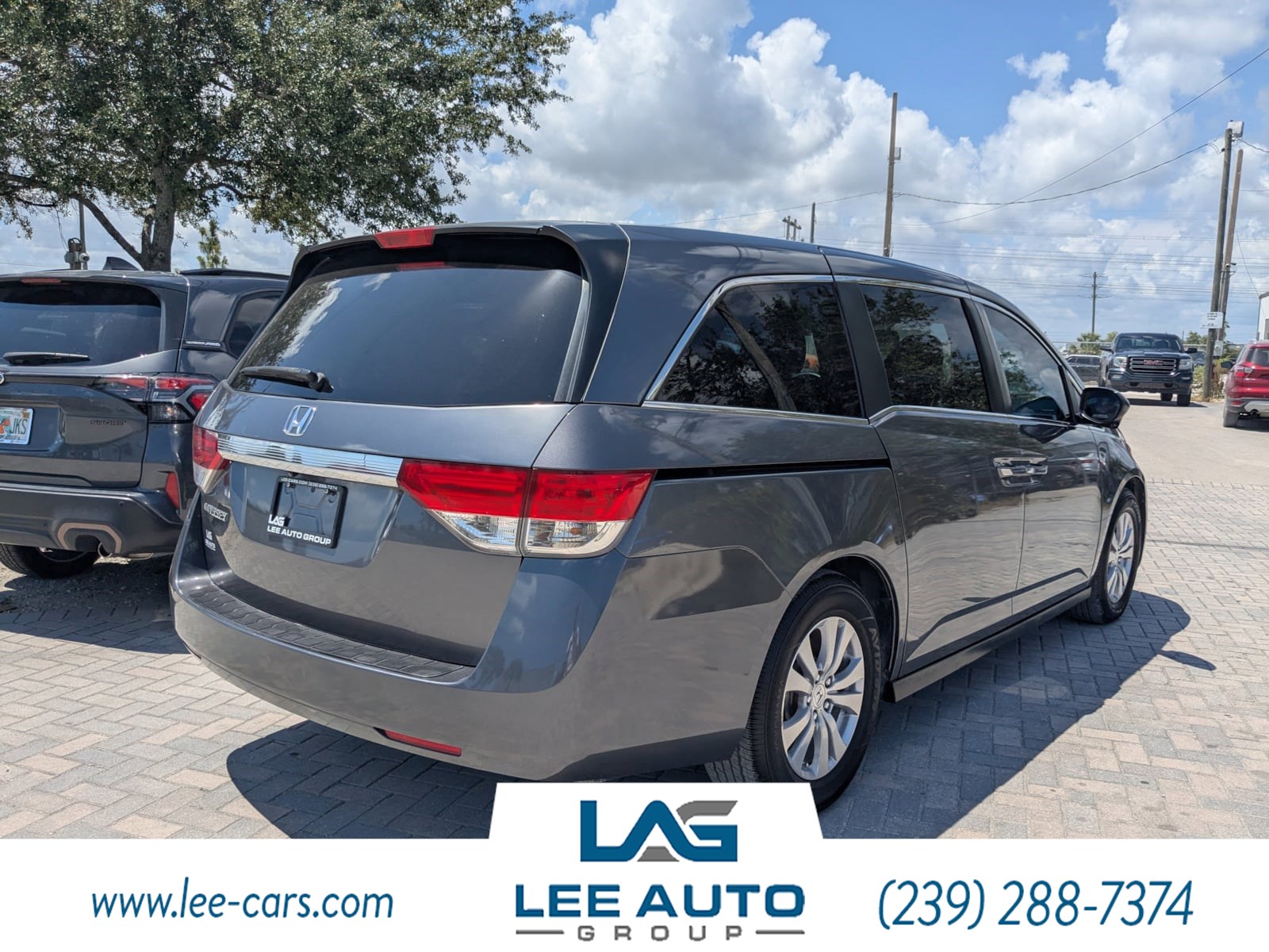 2014 Honda Odyssey EX photo 3