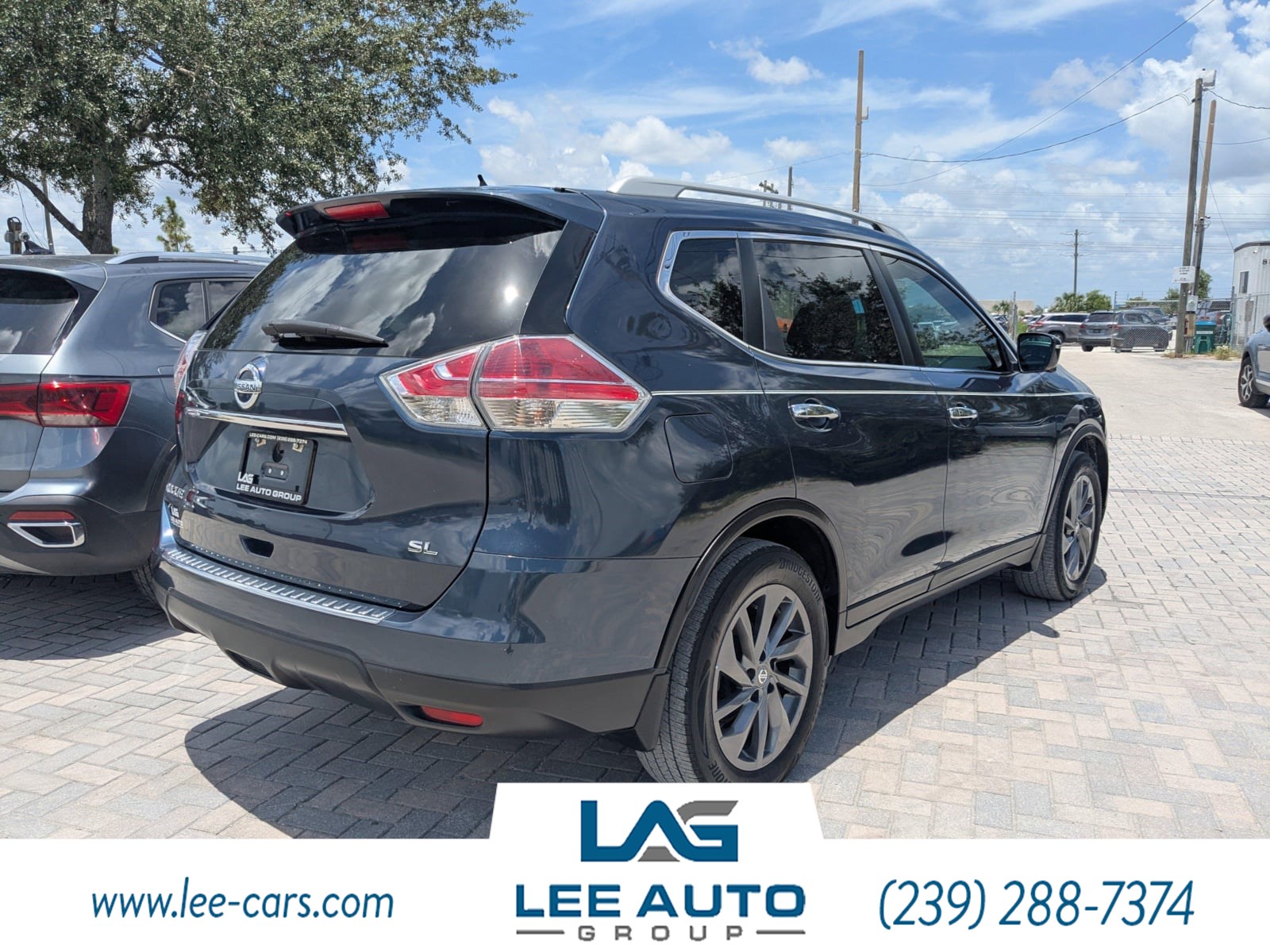 2016 Nissan Rogue SL photo 3