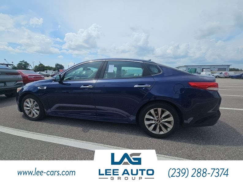 2016 Kia Optima EX photo 3