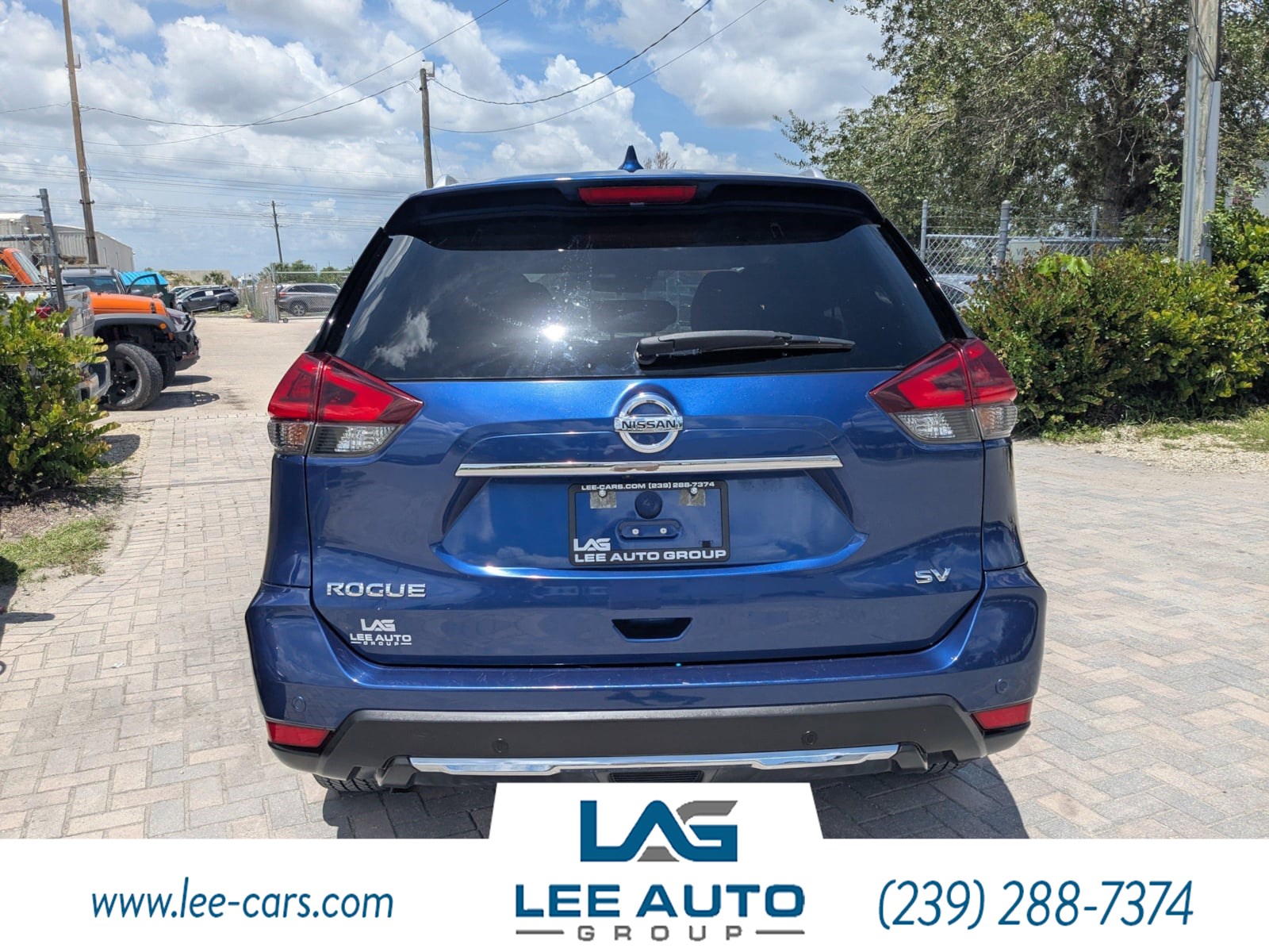 2019 Nissan Rogue SV photo 4