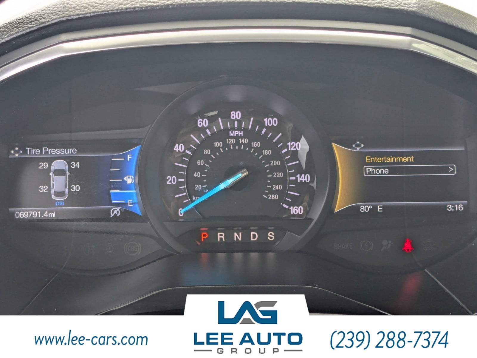 2020 Ford Edge Titanium photo 22