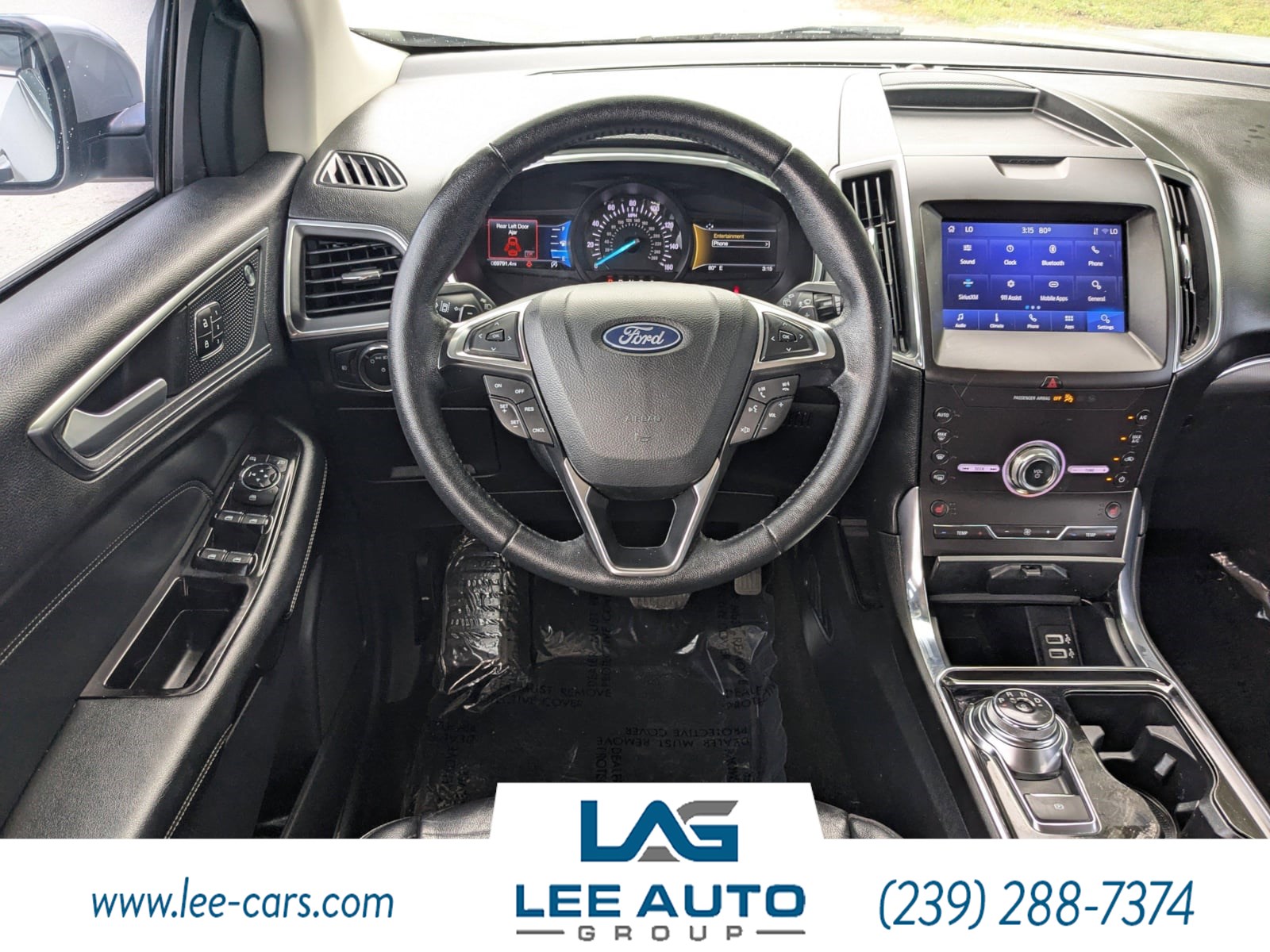 2020 Ford Edge Titanium photo 11