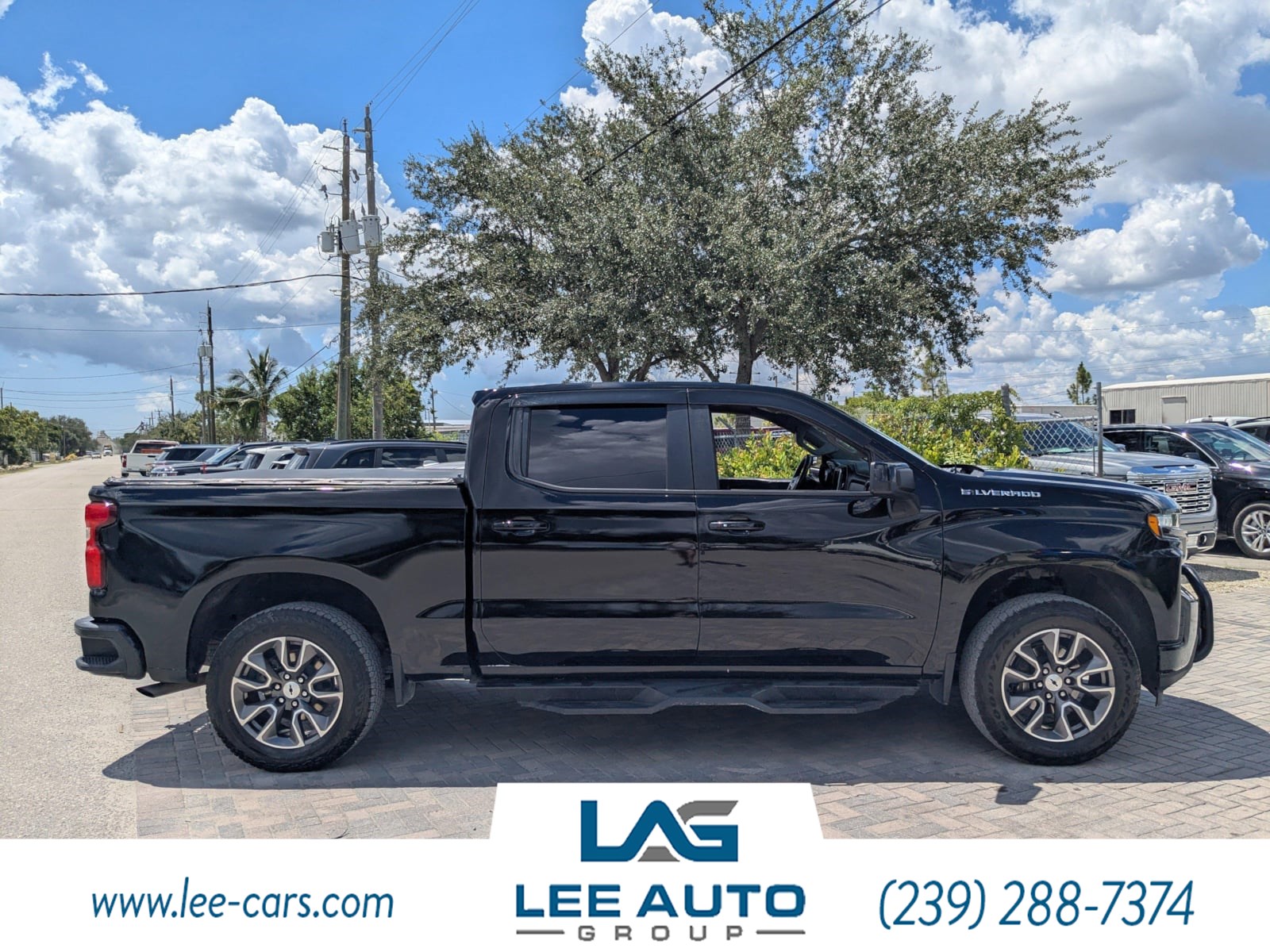 2020 Chevrolet Silverado 1500 RST photo 3