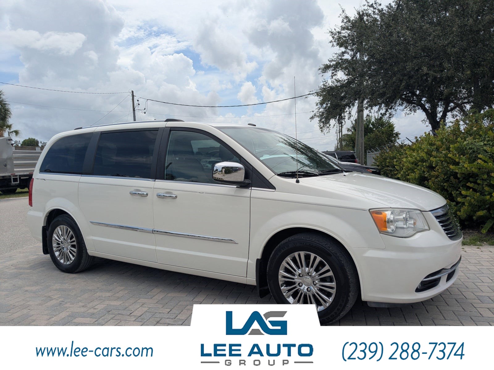 2011 Chrysler Town & Country