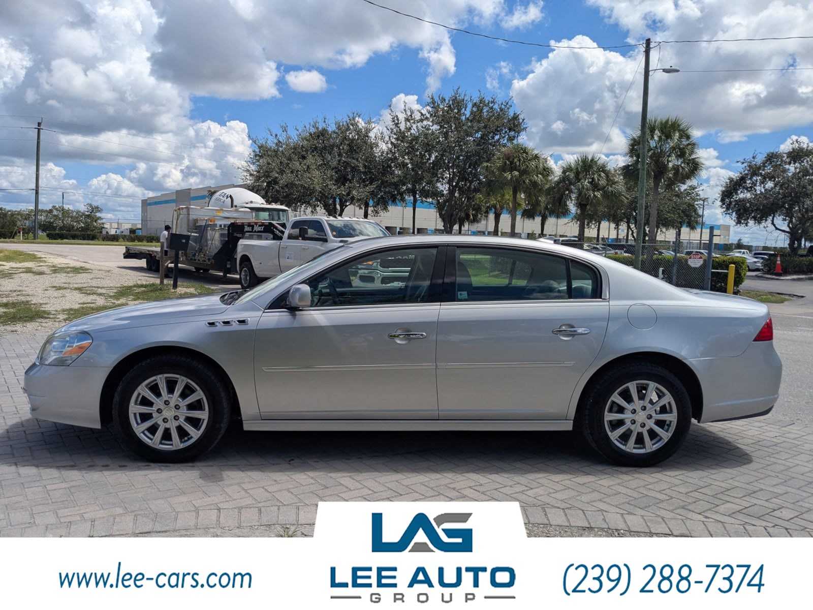 2011 Buick Lucerne CX photo 5