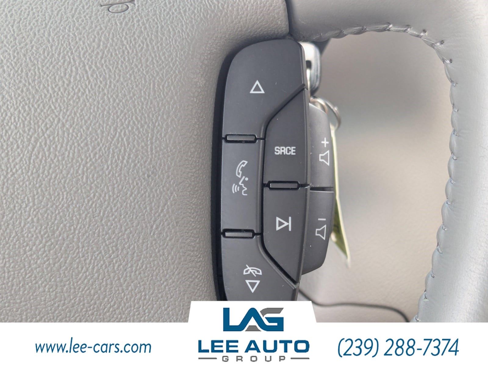 2011 Buick Lucerne CX photo 19