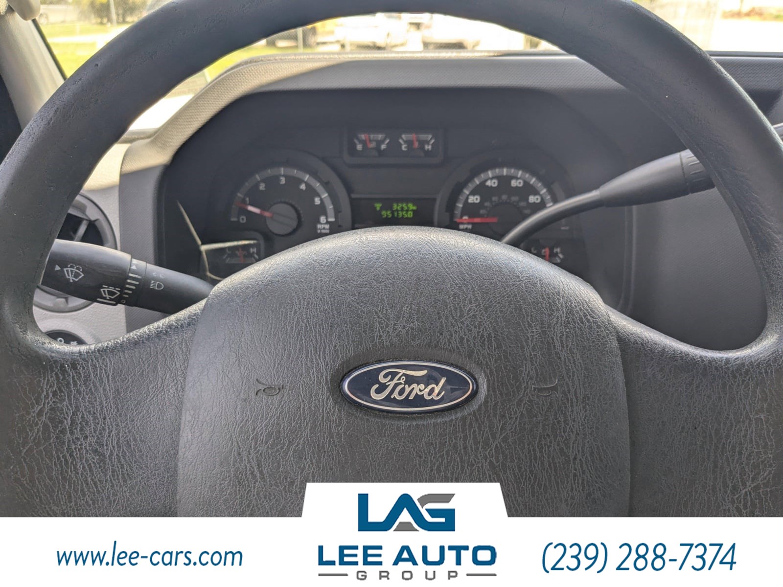 2014 Ford E-150 photo 18