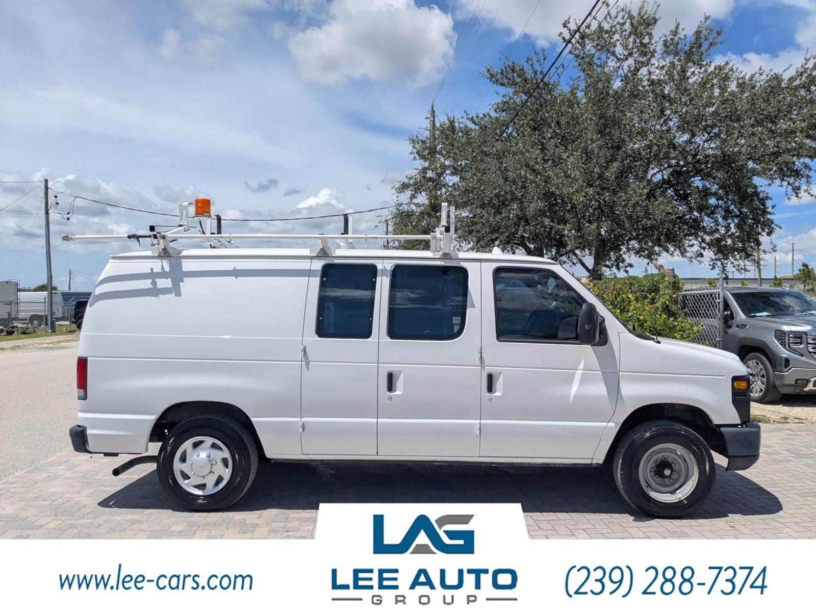 2014 Ford E-150 photo 3