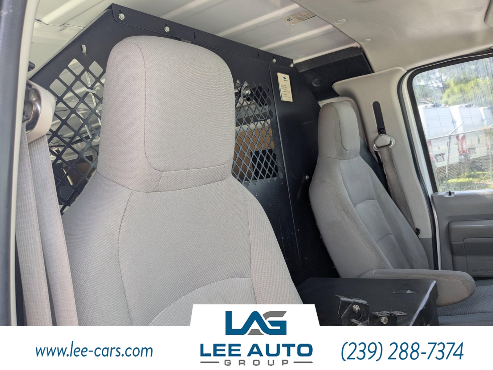 2014 Ford E-150 photo 10