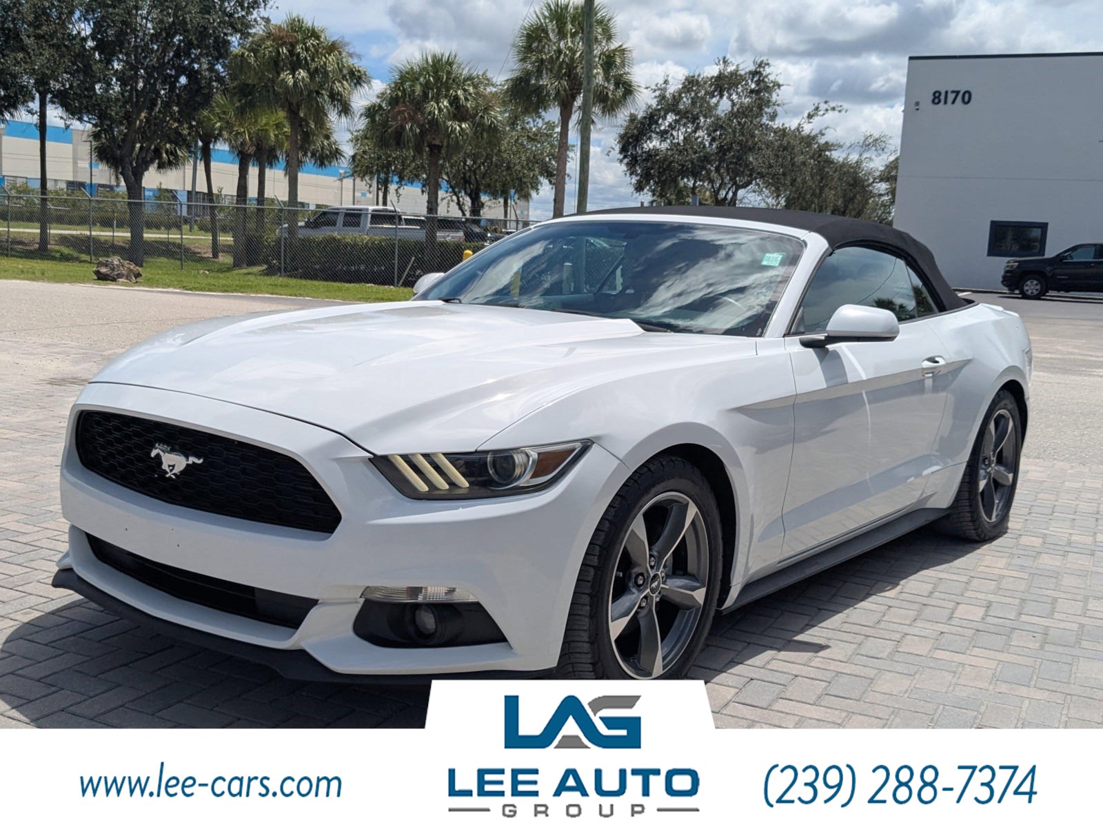 2016 Ford Mustang V6 Convertible photo 7