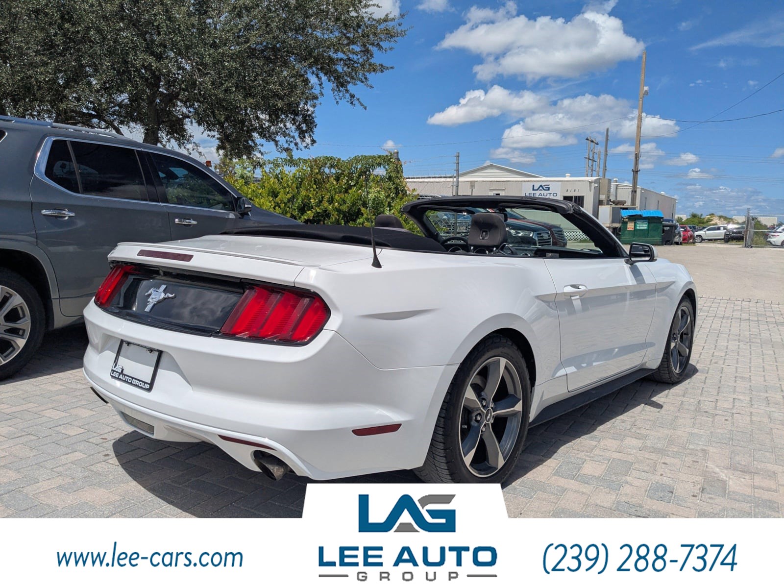 2016 Ford Mustang V6 Convertible photo 4
