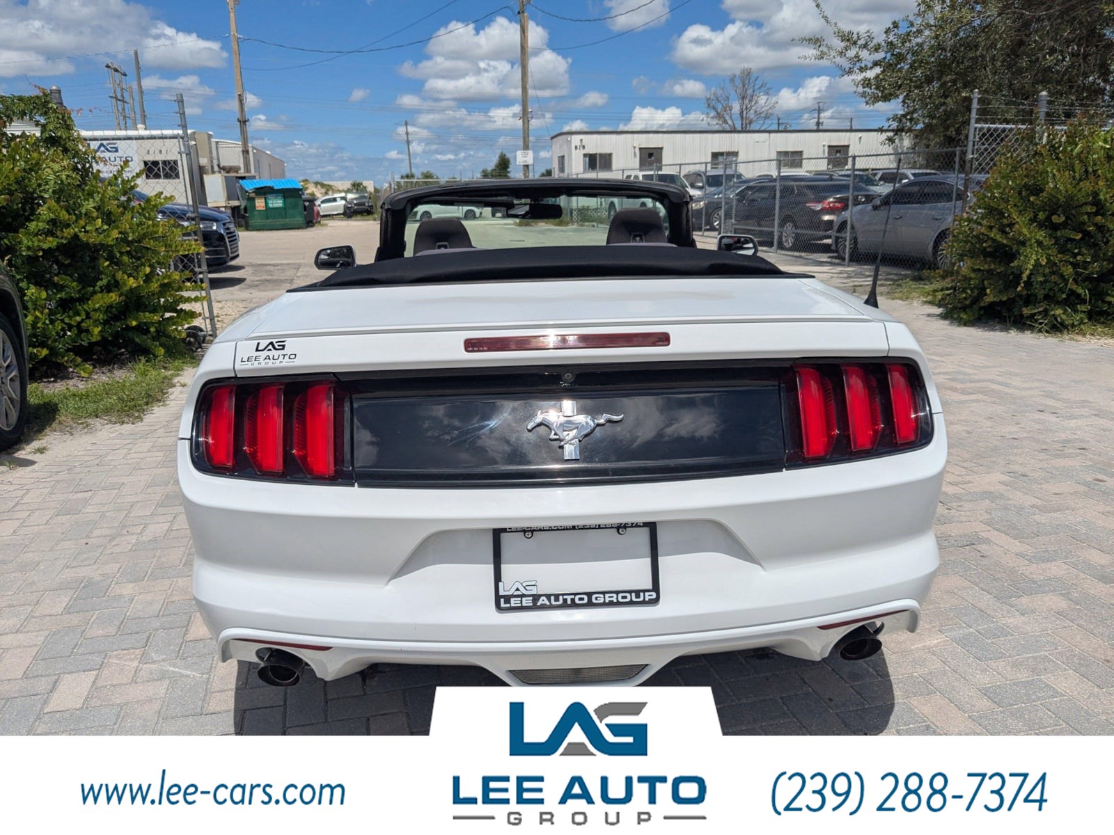 2016 Ford Mustang V6 Convertible photo 5