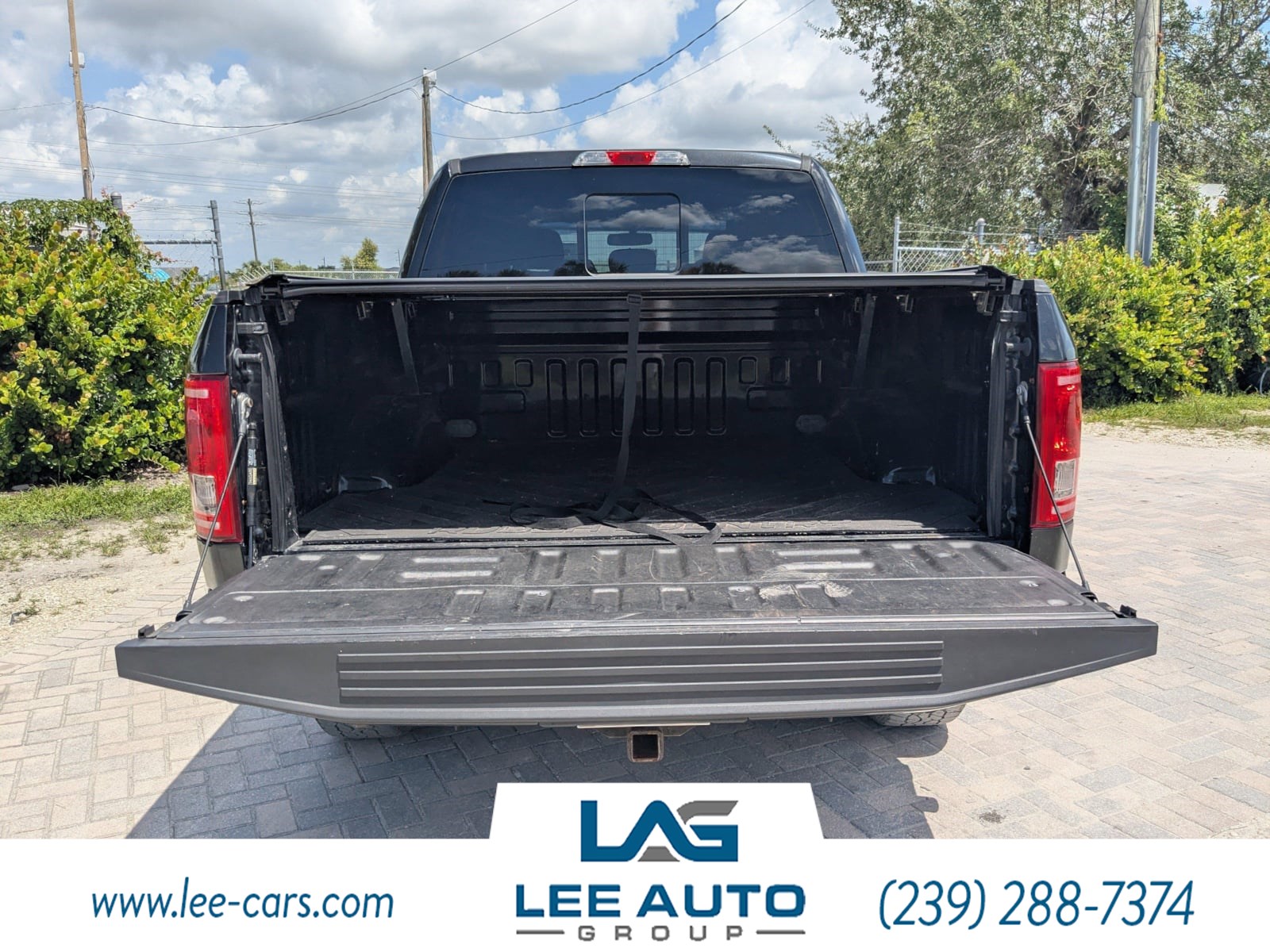 2015 Ford F-150 XLT photo 8