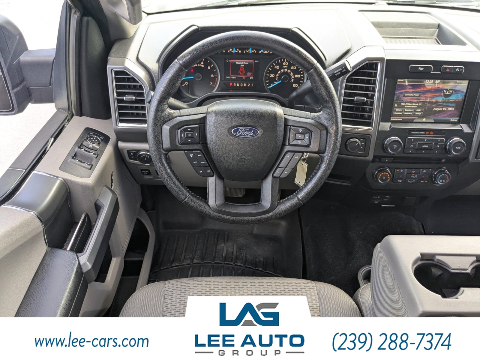 2015 Ford F-150 XLT photo 11