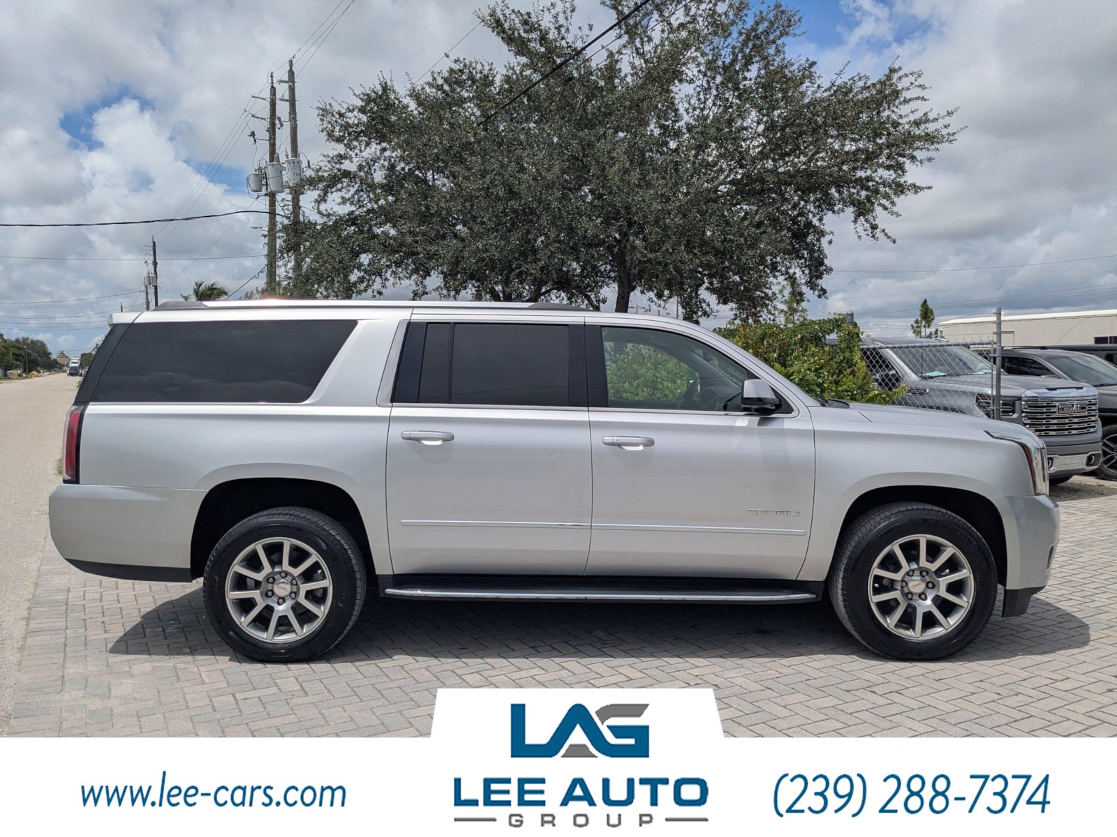 2020 Gmc Yukon XL Denali photo 3