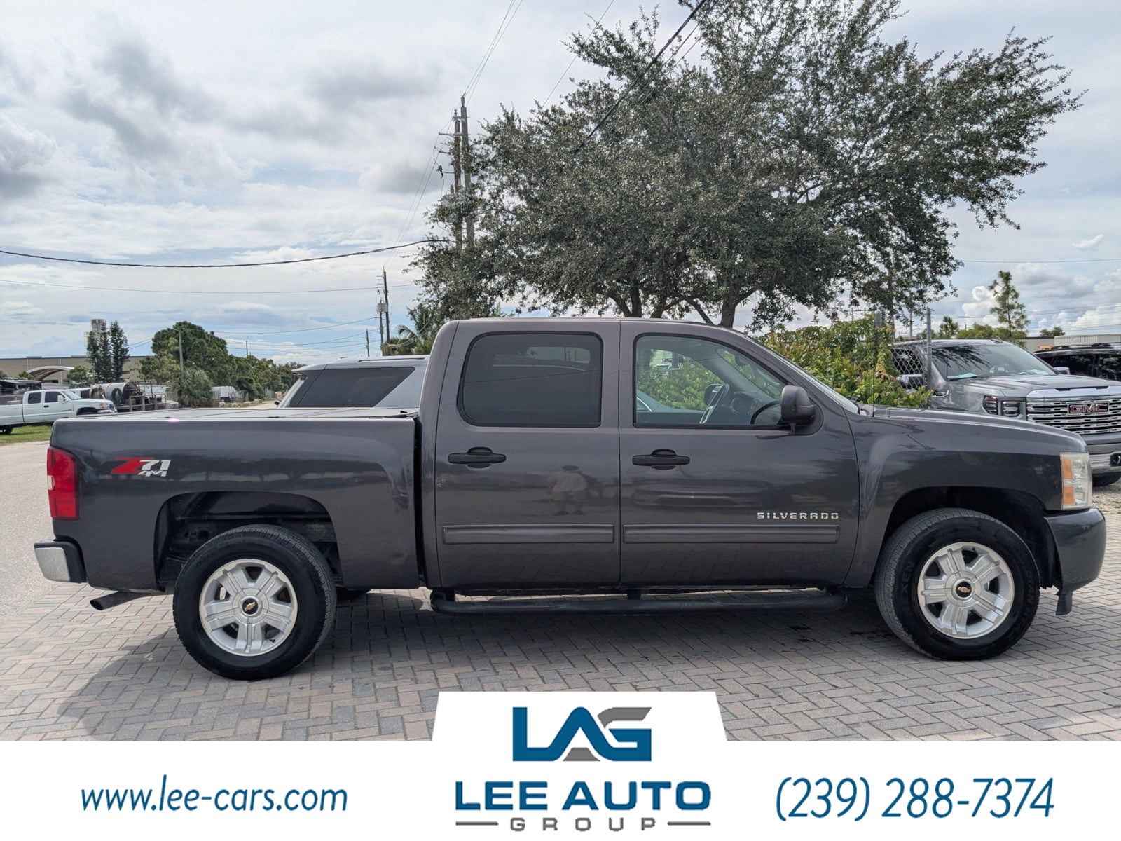 2010 Chevrolet Silverado 1500 LT photo 3