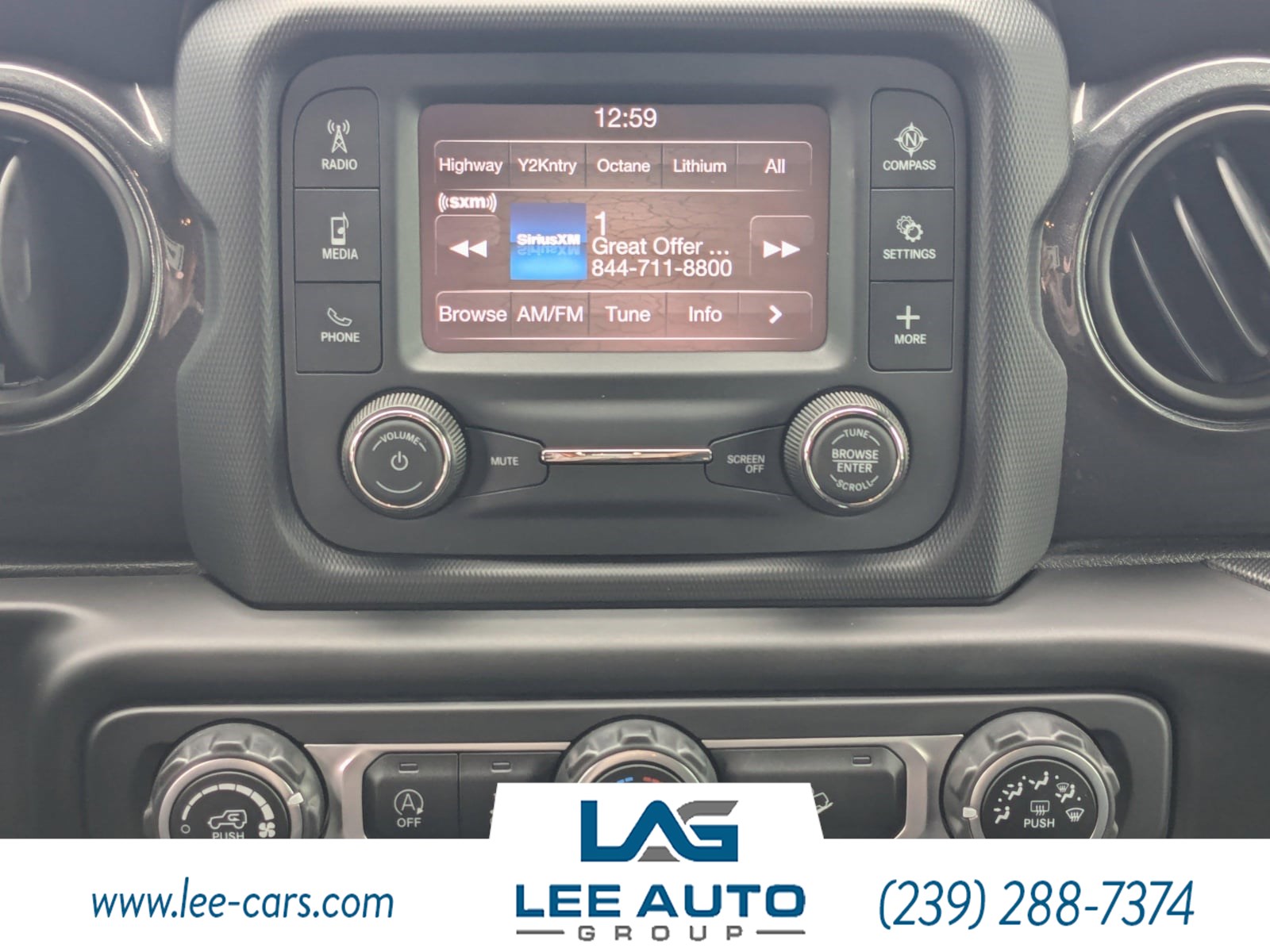 2020 Jeep Wrangler Unlimited Sport Altitude photo 15