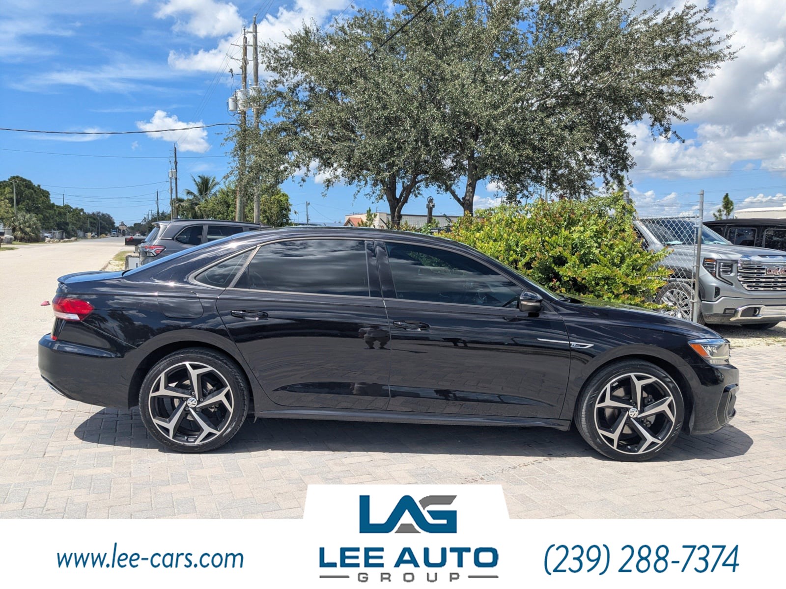 2021 Volkswagen Passat 2.0T R-Line photo 3