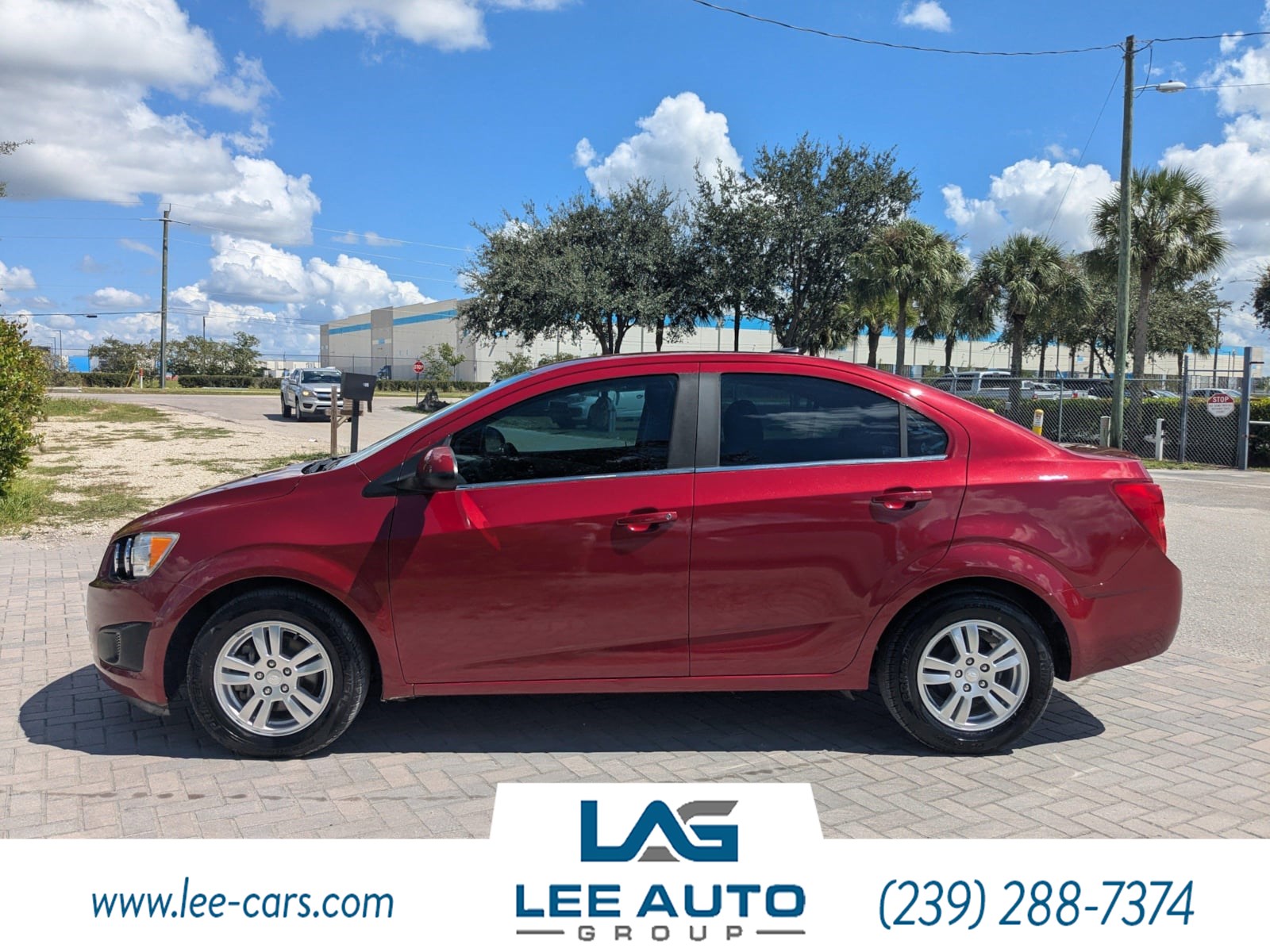 2013 Chevrolet Sonic LT photo 5