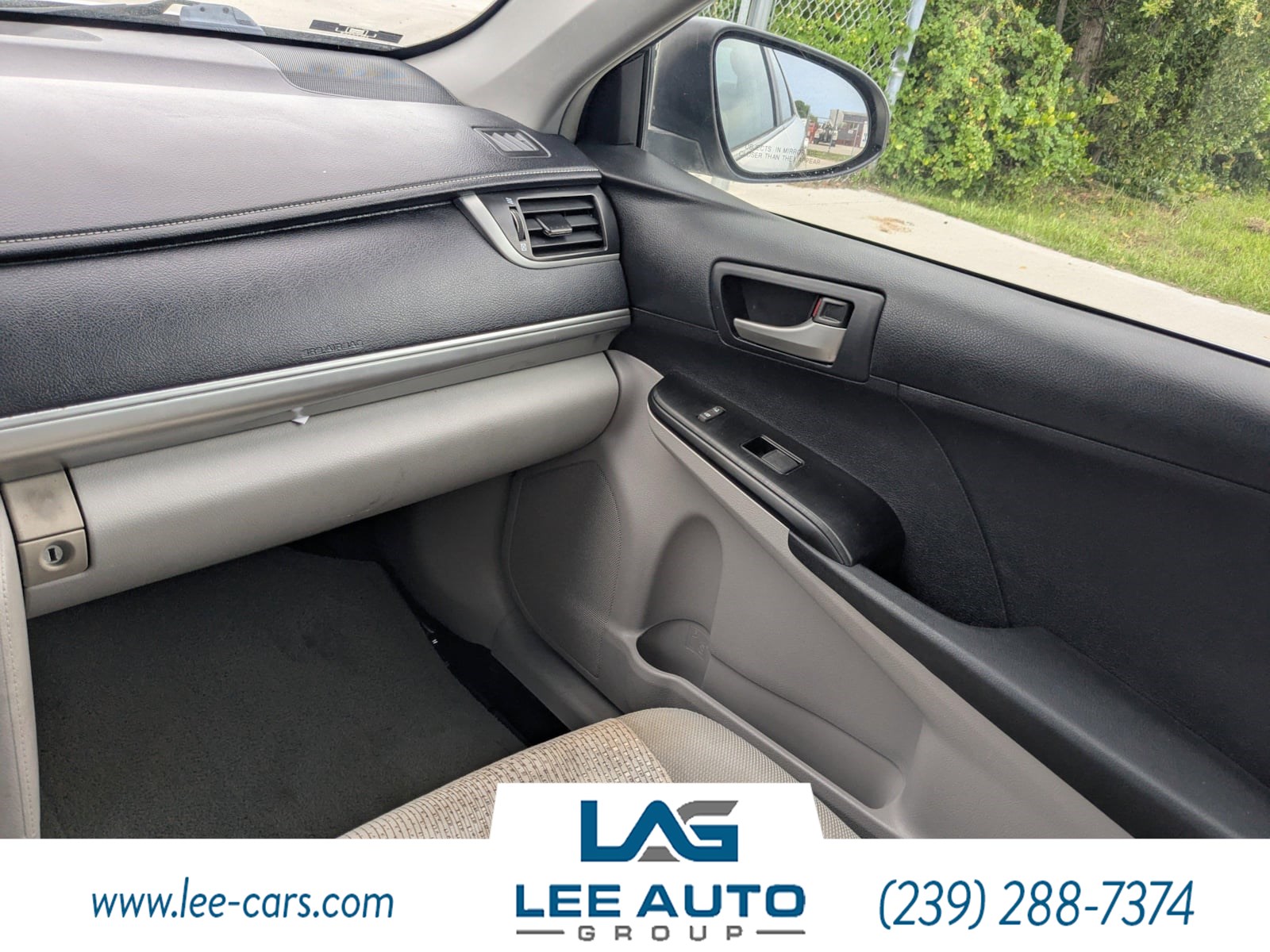 2012 Toyota Camry LE photo 13