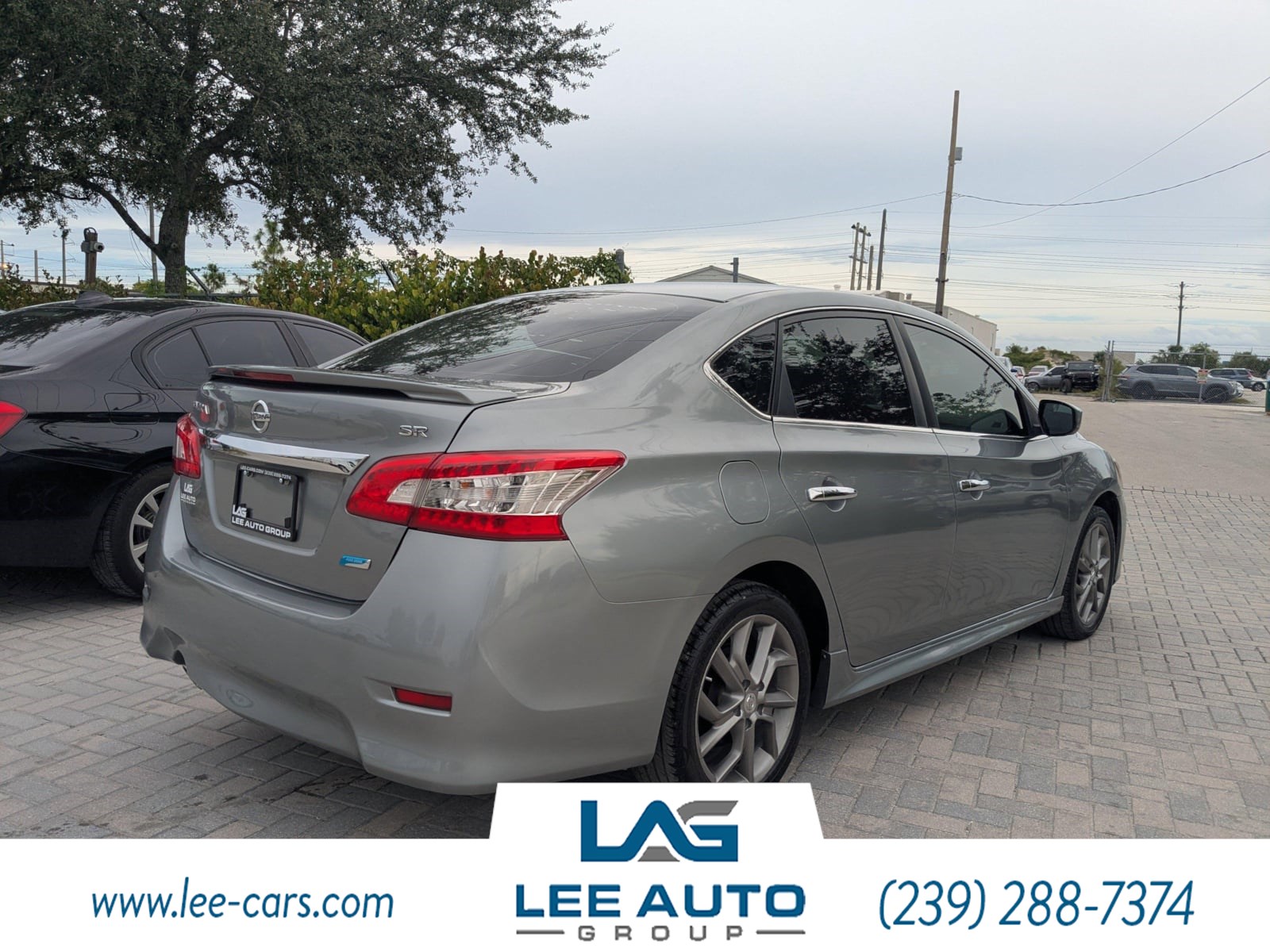 2013 Nissan Sentra SR photo 3