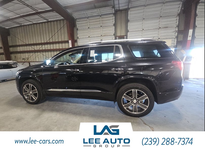 2017 Gmc Acadia Denali photo 4