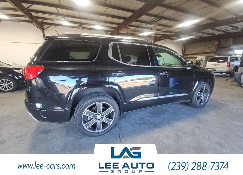 2017 Gmc Acadia Denali photo 3