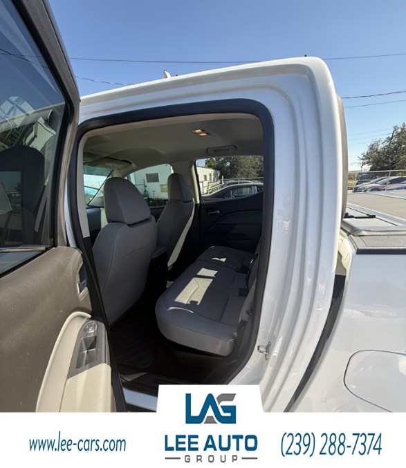 2016 Chevrolet Colorado LT photo 3