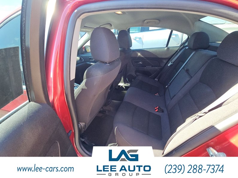 2014 Chevrolet Cruze photo 3