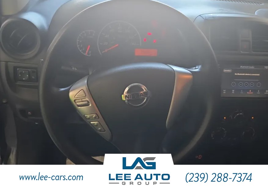 2019 Nissan Versa Sedan S photo 3