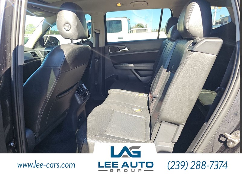 2018 Volkswagen Atlas V6 Launch Edition photo 4