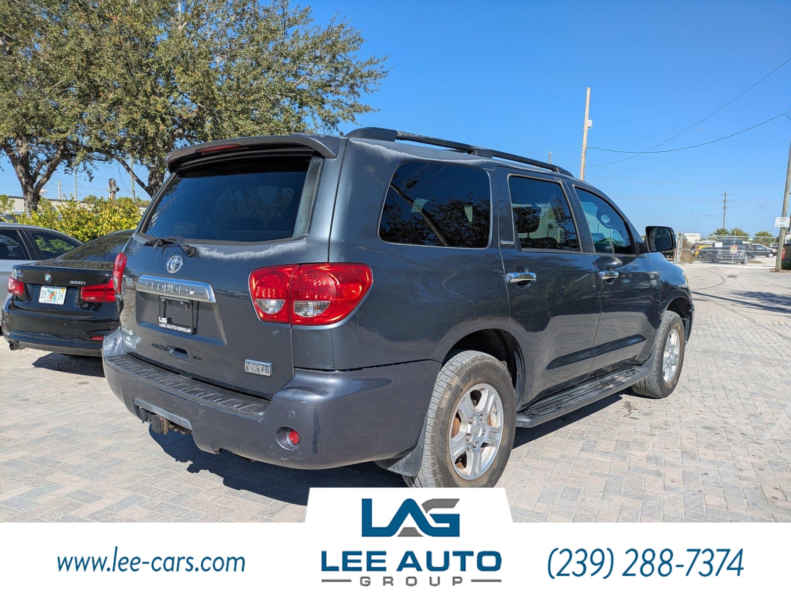 2008 Toyota Sequoia Limited photo 2