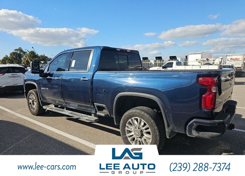 2023 Chevrolet Silverado 2500HD High Country photo 3