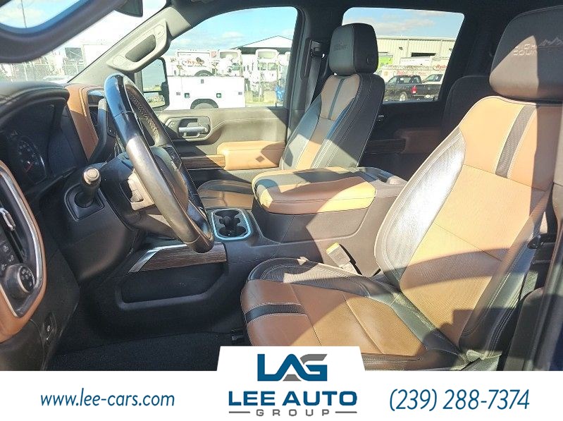 2023 Chevrolet Silverado 2500HD High Country photo 2