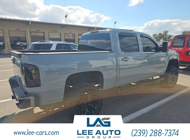 2012 Chevrolet Silverado 1500 LT photo 4