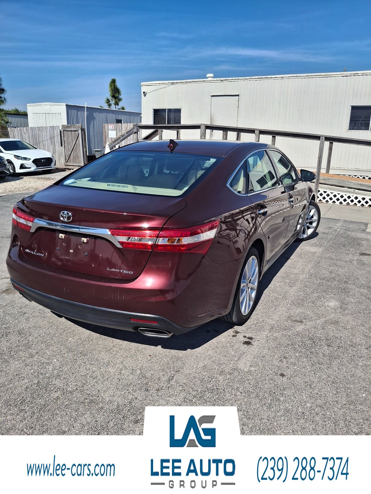 2013 Toyota Avalon Limited photo 2