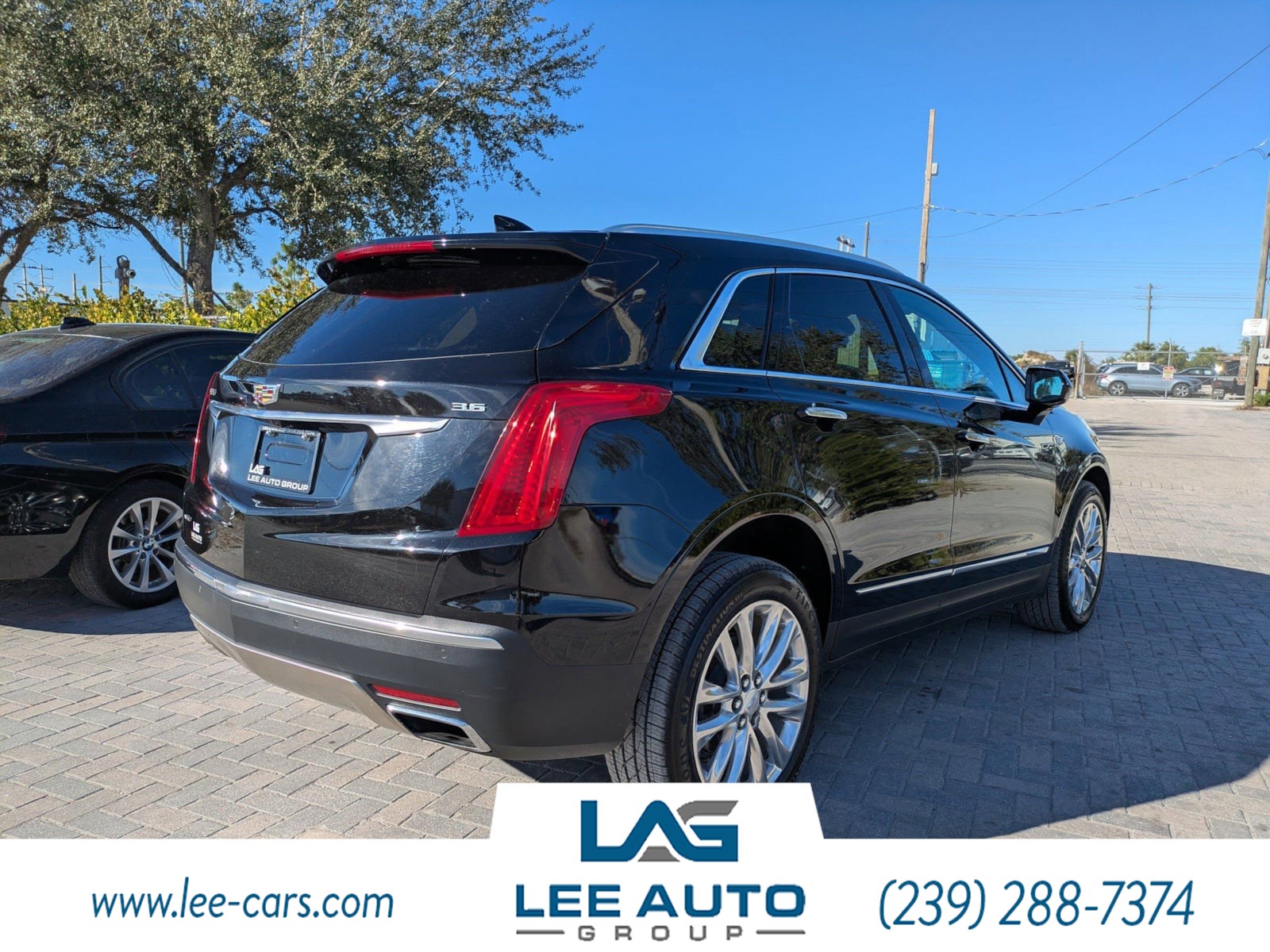 2017 Cadillac XT5 Platinum photo 2