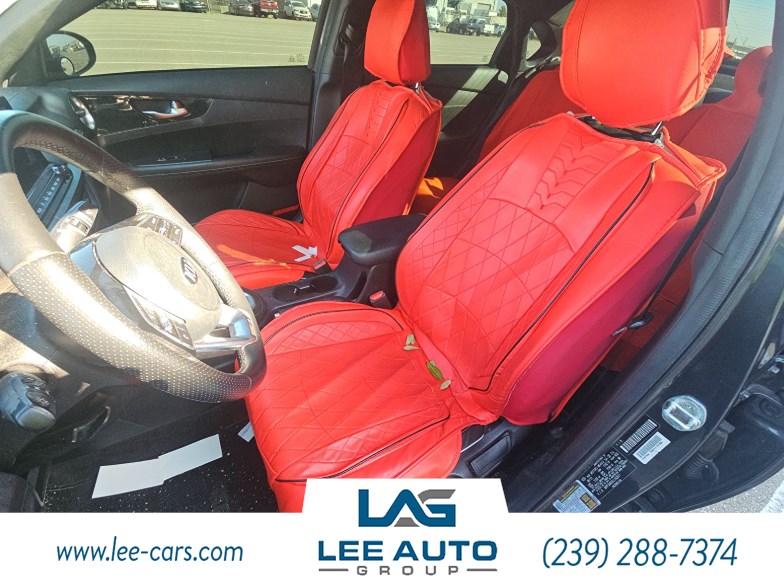 2020 Kia Forte GT-Line photo 4