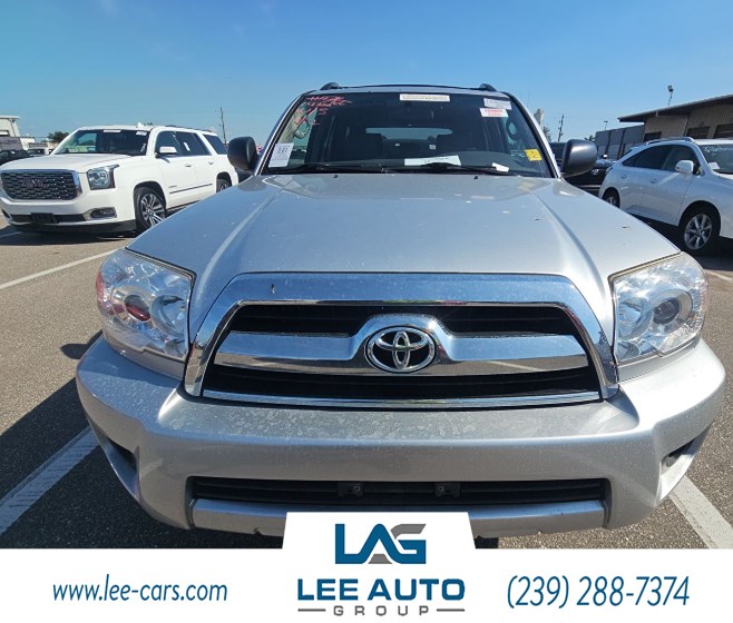 2008 Toyota 4Runner SR5 photo 4