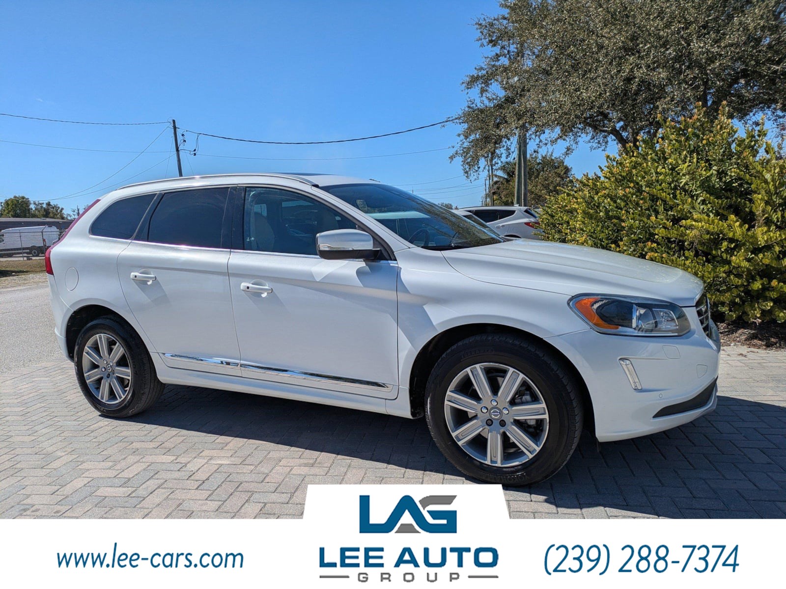 2017 Volvo XC60 T5 Inscription's photo
