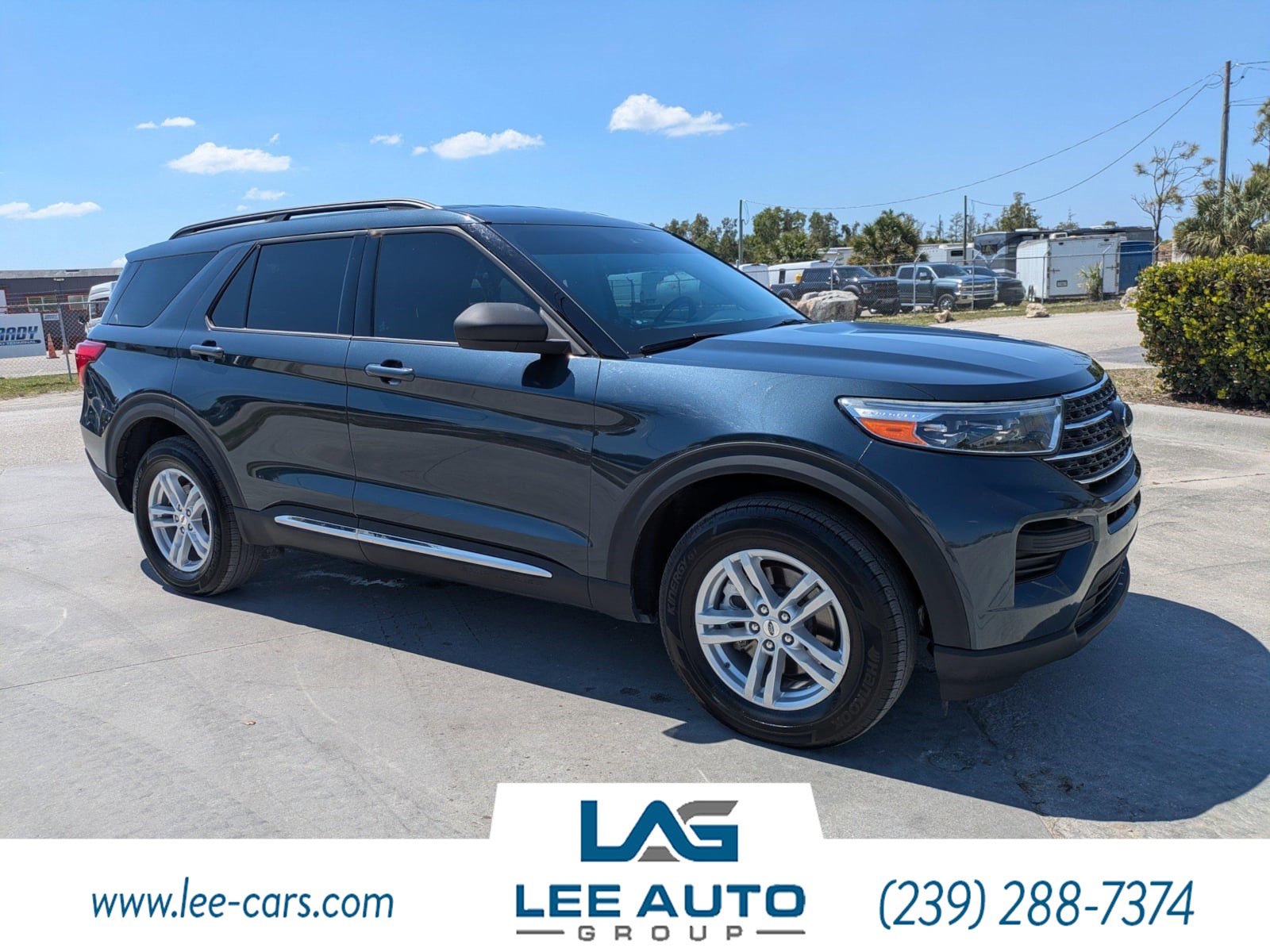 2022 Ford Explorer XLT 4WD's photo