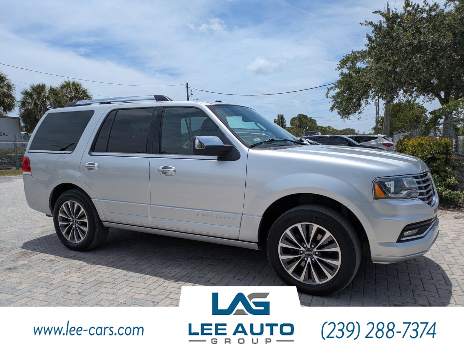 2017 Lincoln Navigator Select's photo