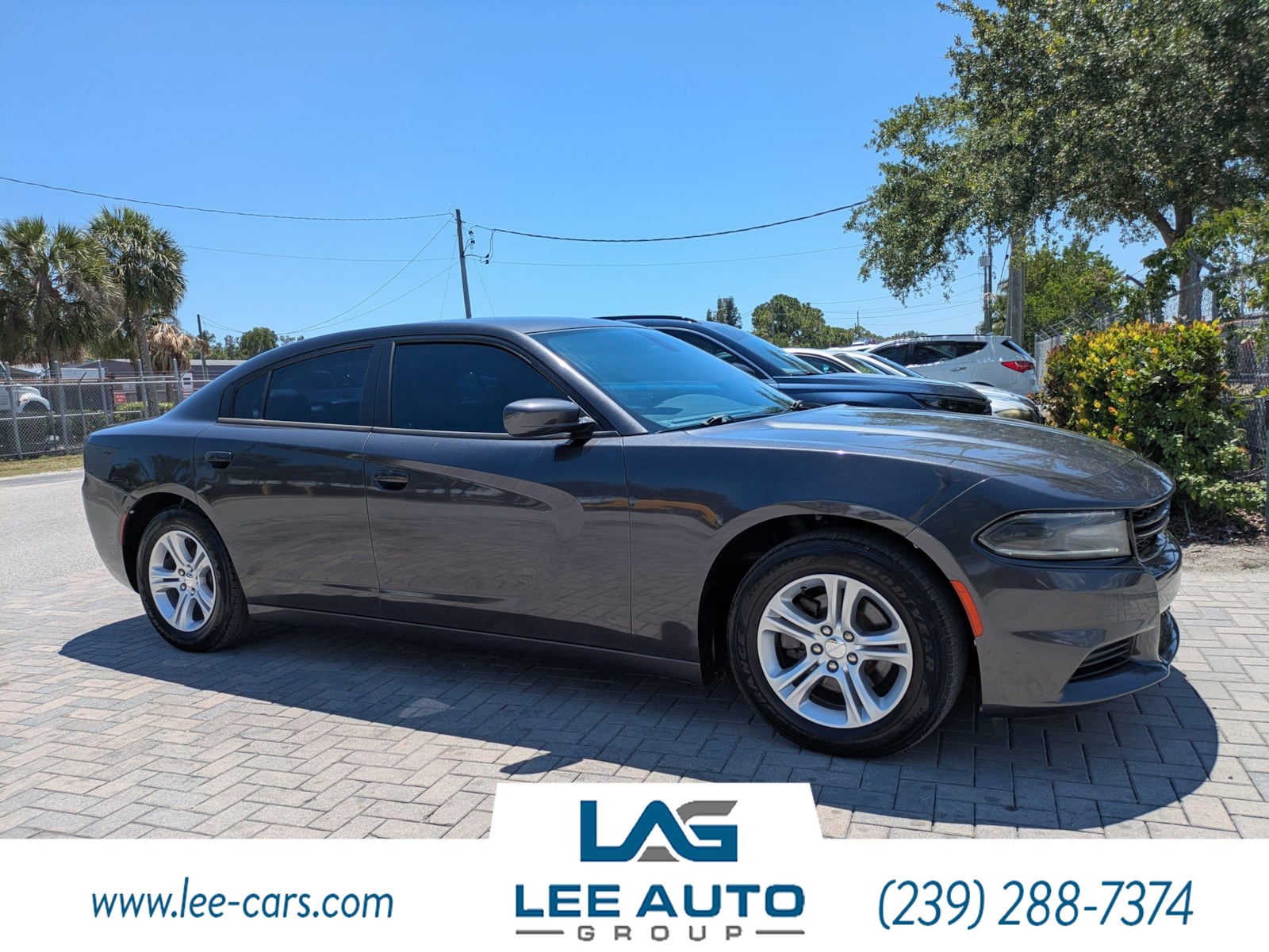 2020 Dodge Charger SXT's photo