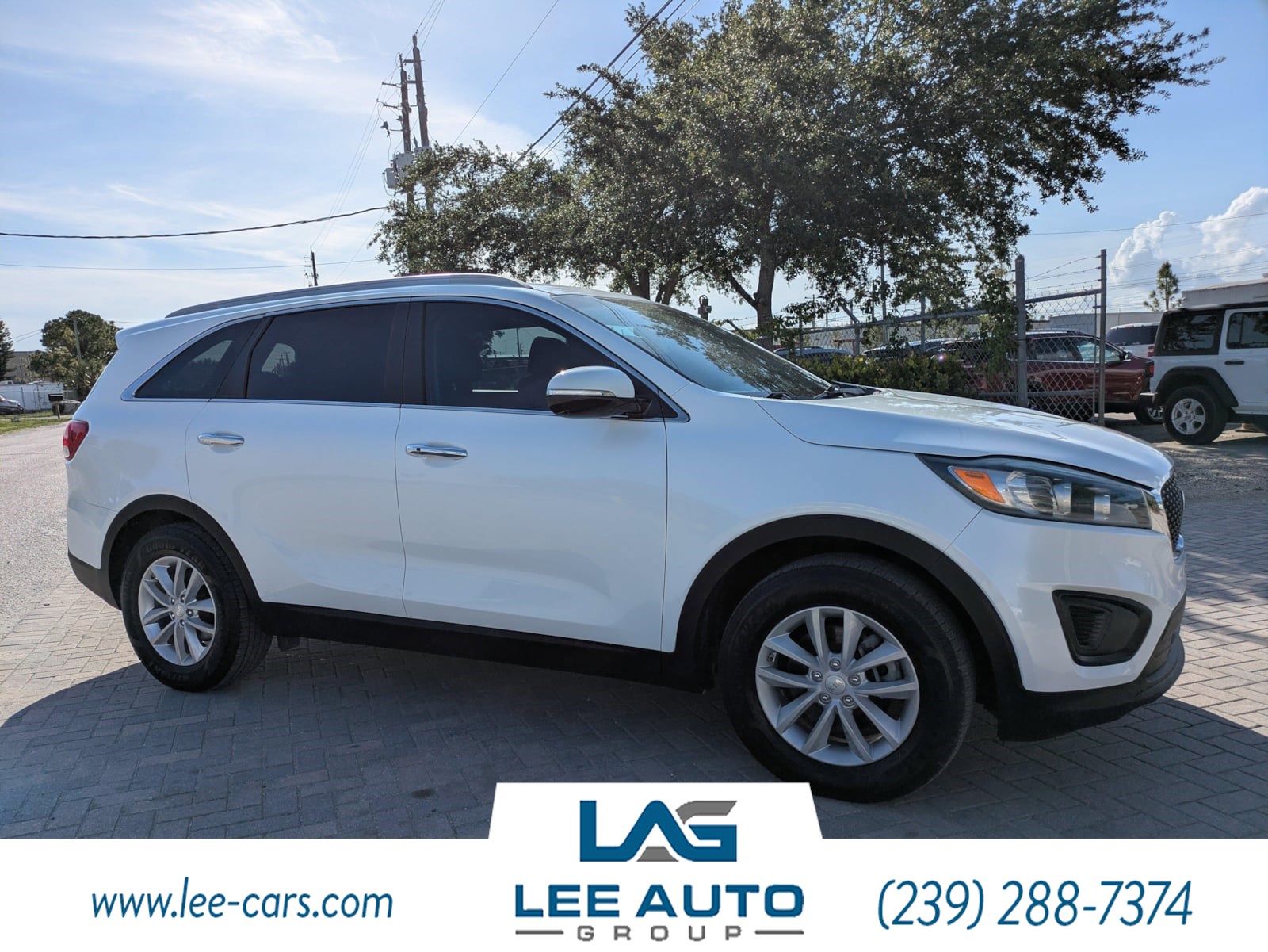 2017 Kia Sorento LX AT's photo