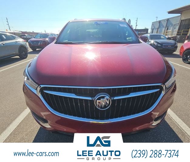 2019 Buick Enclave Essence's photo