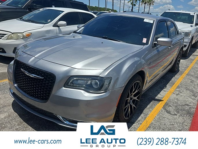 2017 Chrysler 300 S's photo