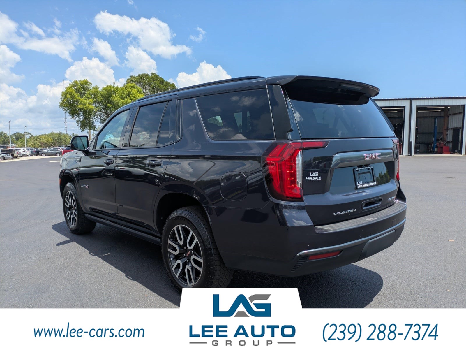 2023 GMC Yukon AT4 - Photo 5