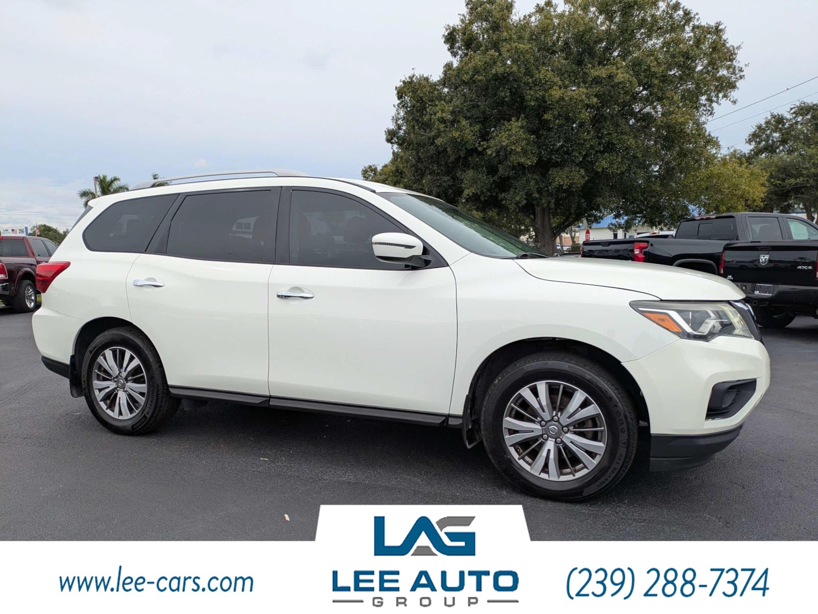 2020 Nissan Pathfinder S