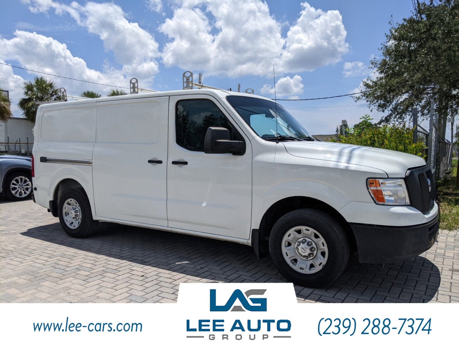 2014 Nissan NV SV