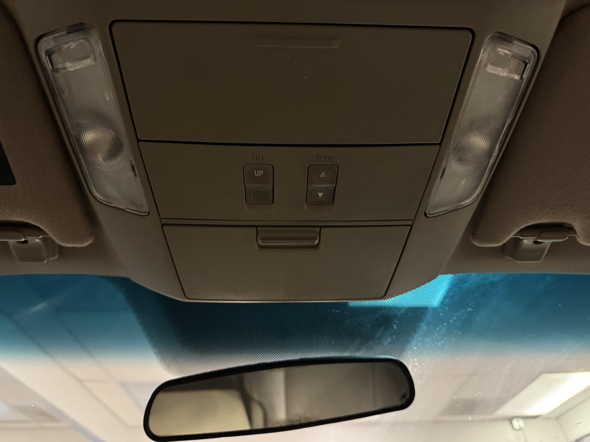 2010 Toyota Sequoia SR5 photo 37